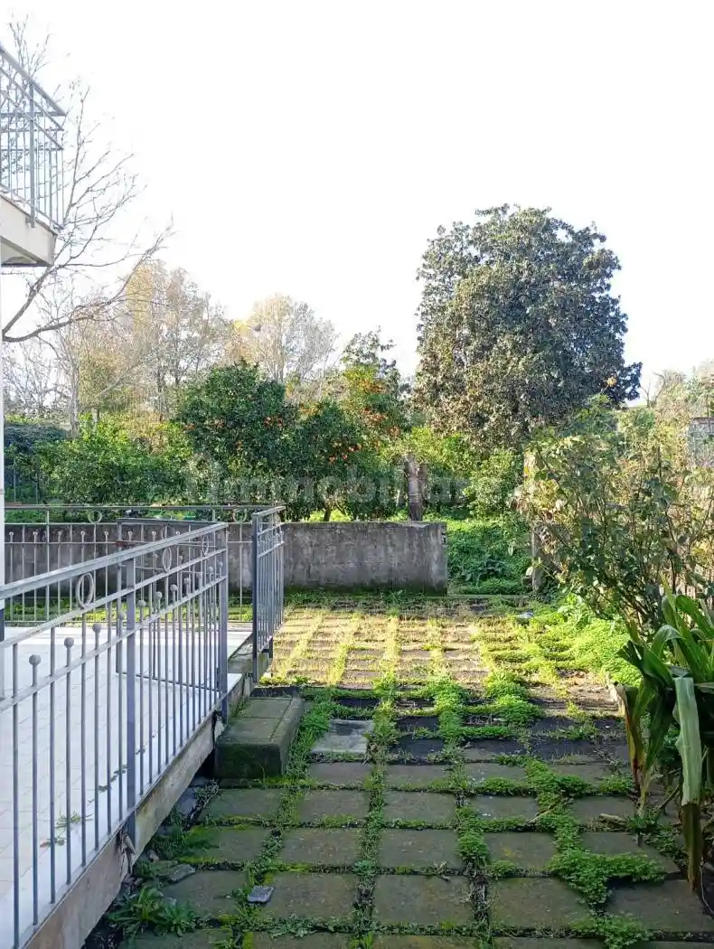 Appartamento in vendita a Acireale