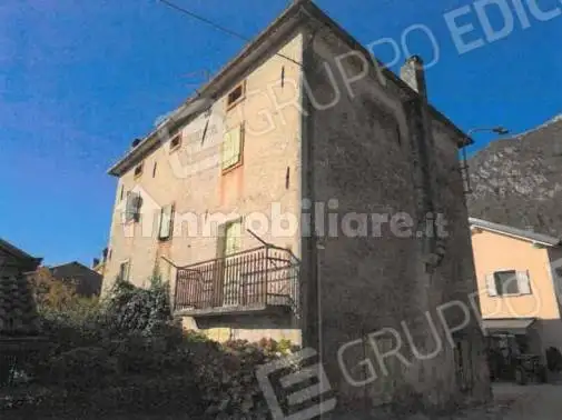 Casa indipendente in asta a Ponte nelle Alpi