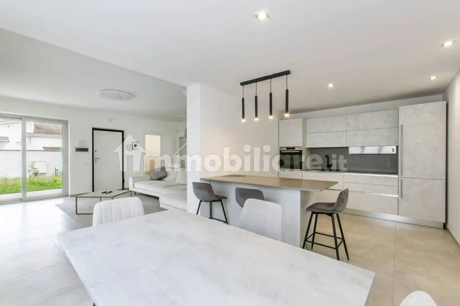 Villa in vendita a Anzio