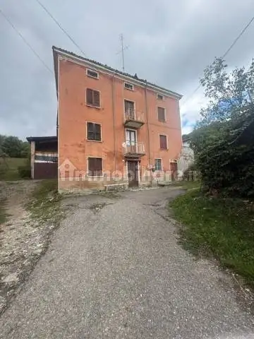 Rustico - Casale in vendita a Varzi