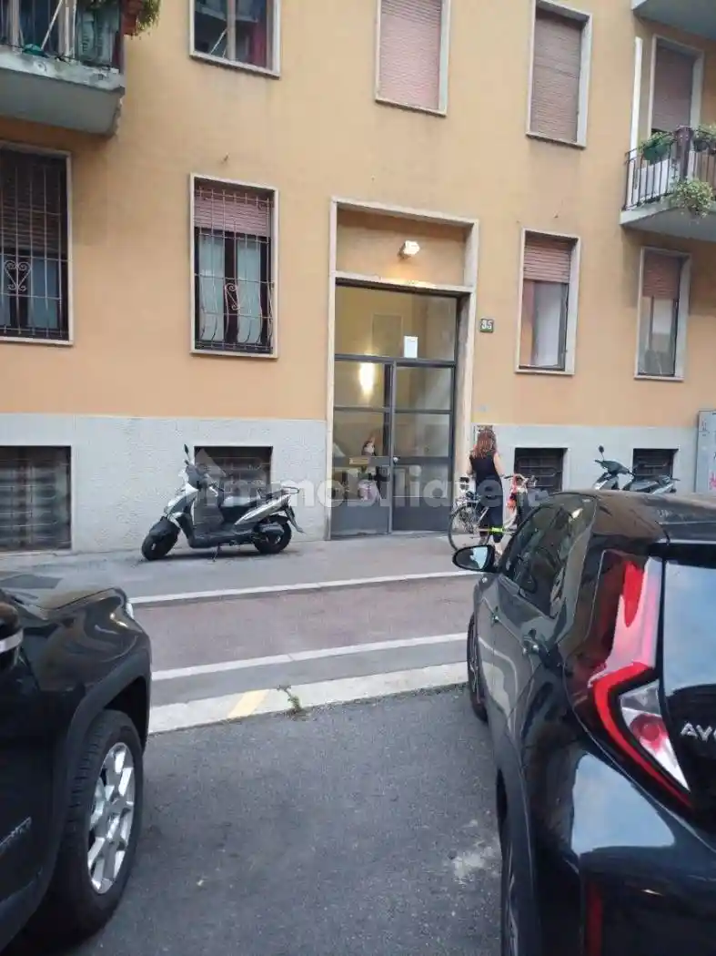Bilocale via Cola di Rienzo 35, Solari, Milano - foto 3