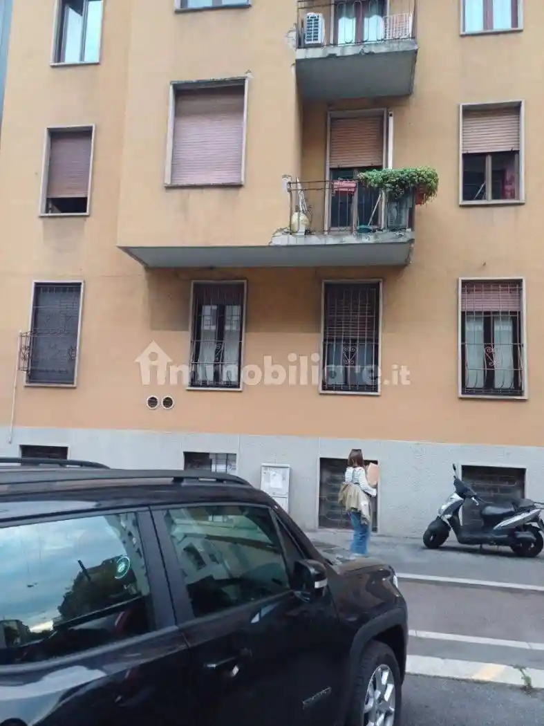 Bilocale via Cola di Rienzo 35, Solari, Milano - foto 5