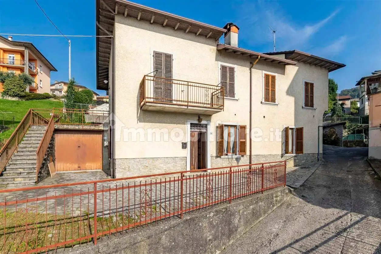 Quadrilocale via Vittorio Emanuele, Centro, Berbenno - foto 2