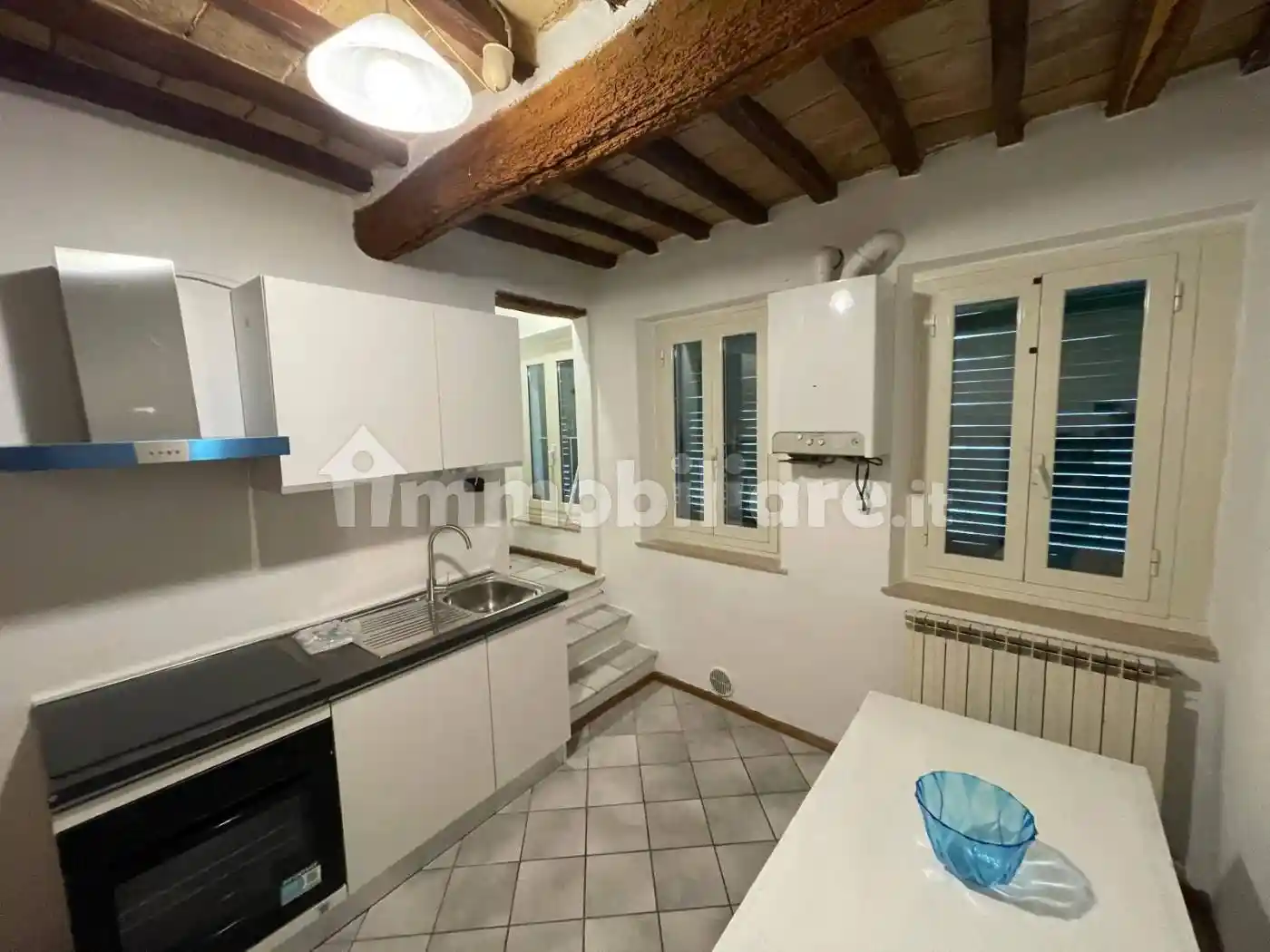 Trilocale ottimo stato, su più livelli, Centro Storico, Perugia - foto 2