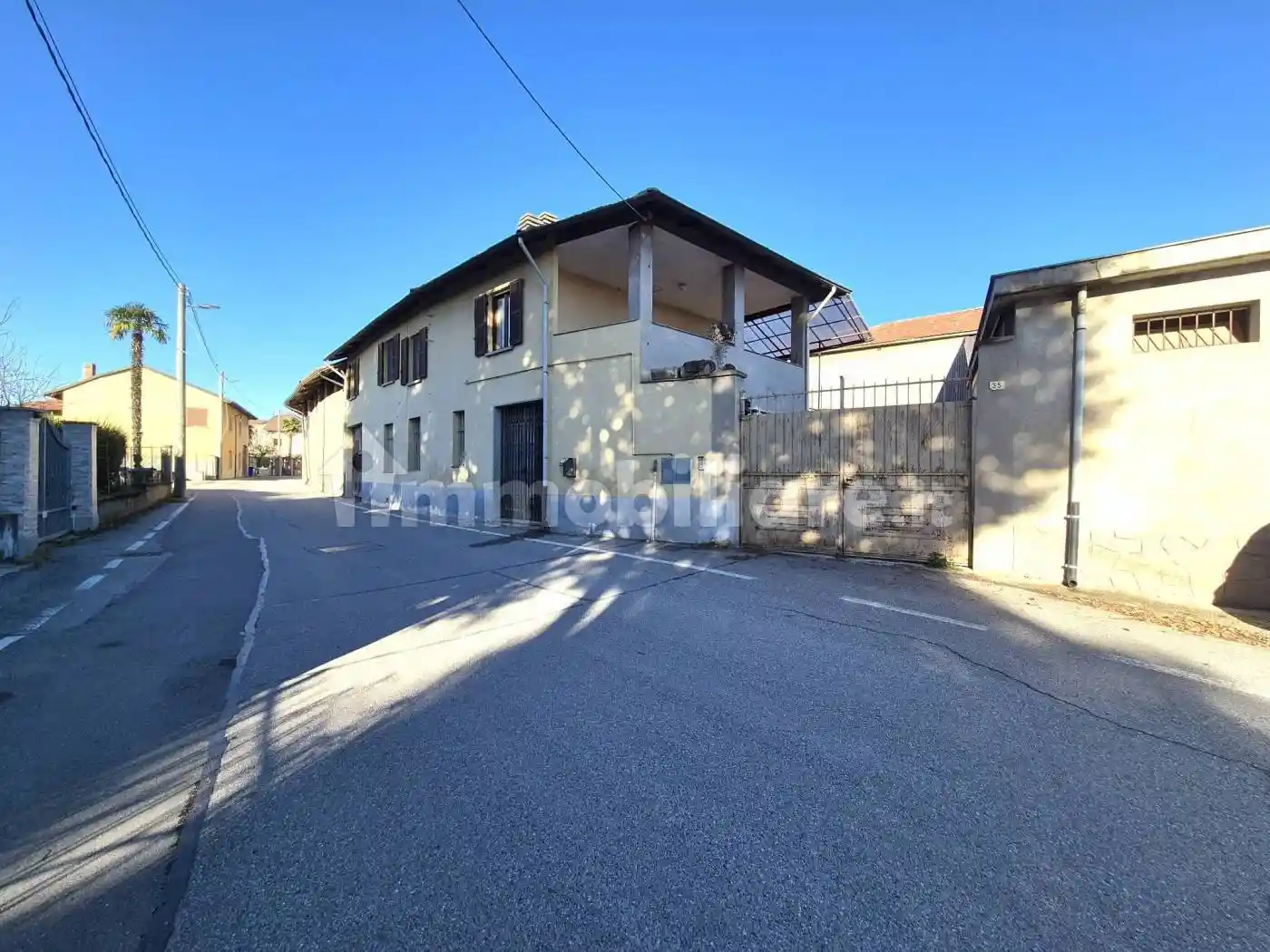 Casale Strada Moncalieri 33, Tetti, Rivoli - foto 2