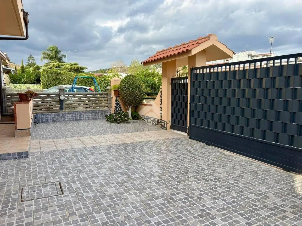 Bilocale via Terracini 30, Centro, Botricello - foto 5