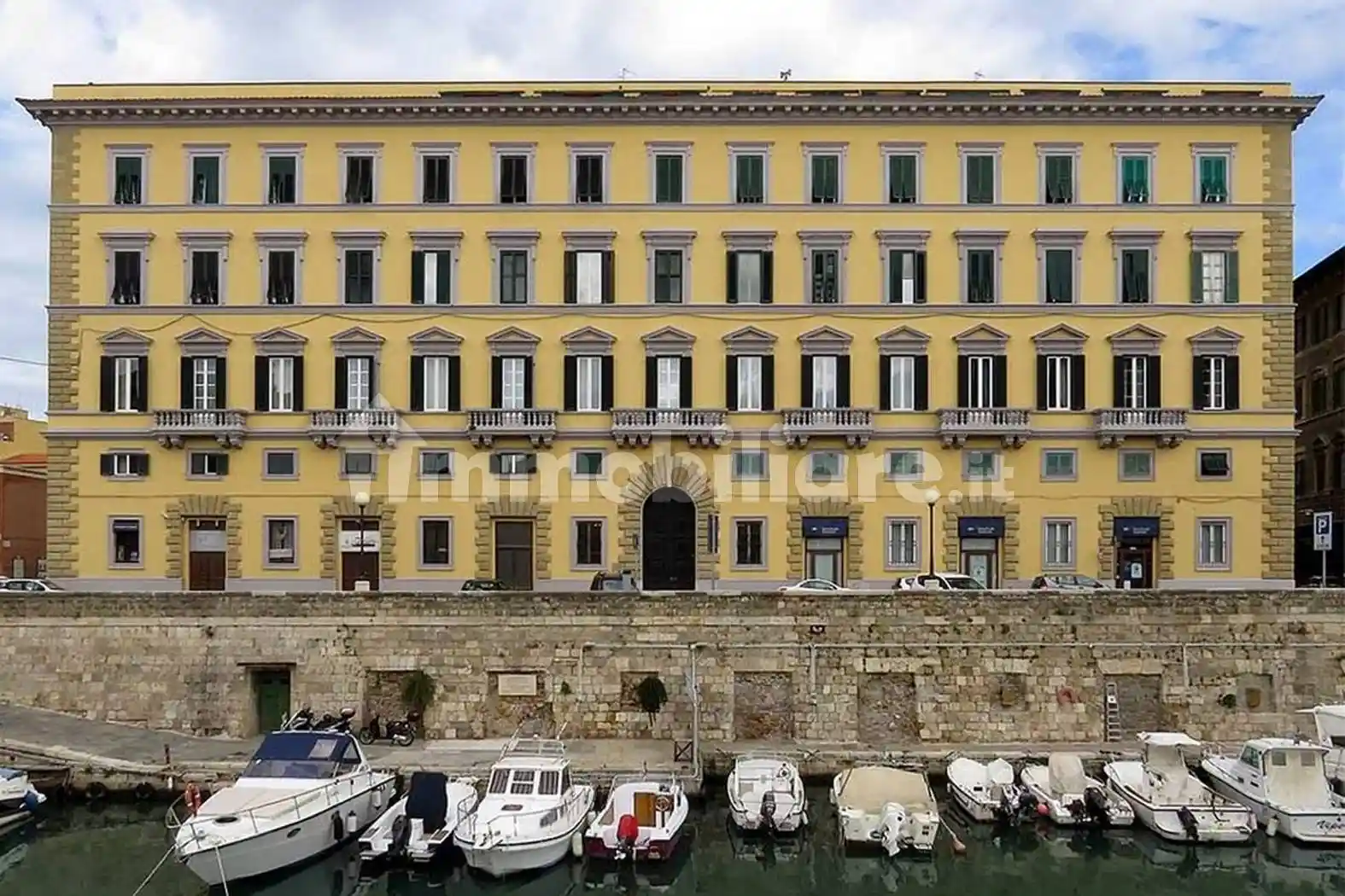 Appartamento Scali d'Azeglio, Via Grande - Piazza della Repubblica, Livorno - foto 2
