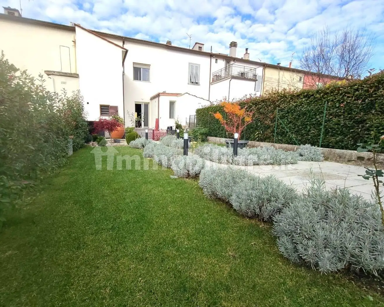 Casa indipendente in vendita a Pistoia