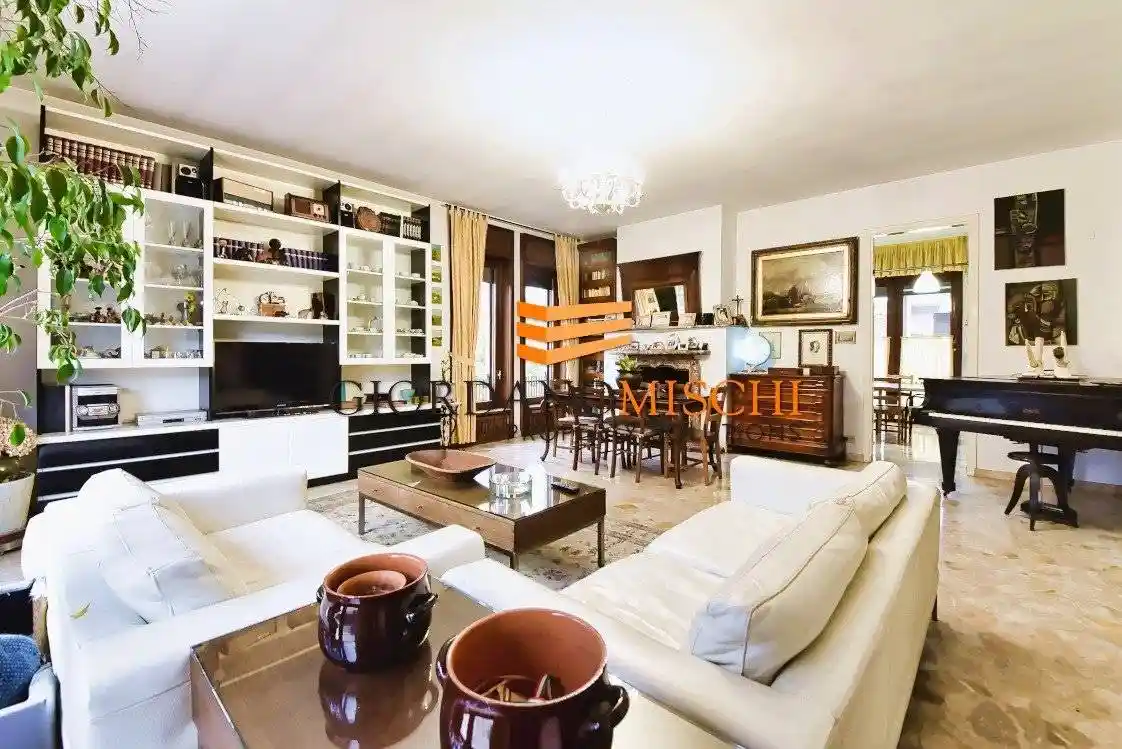 Villa in vendita a Carnate