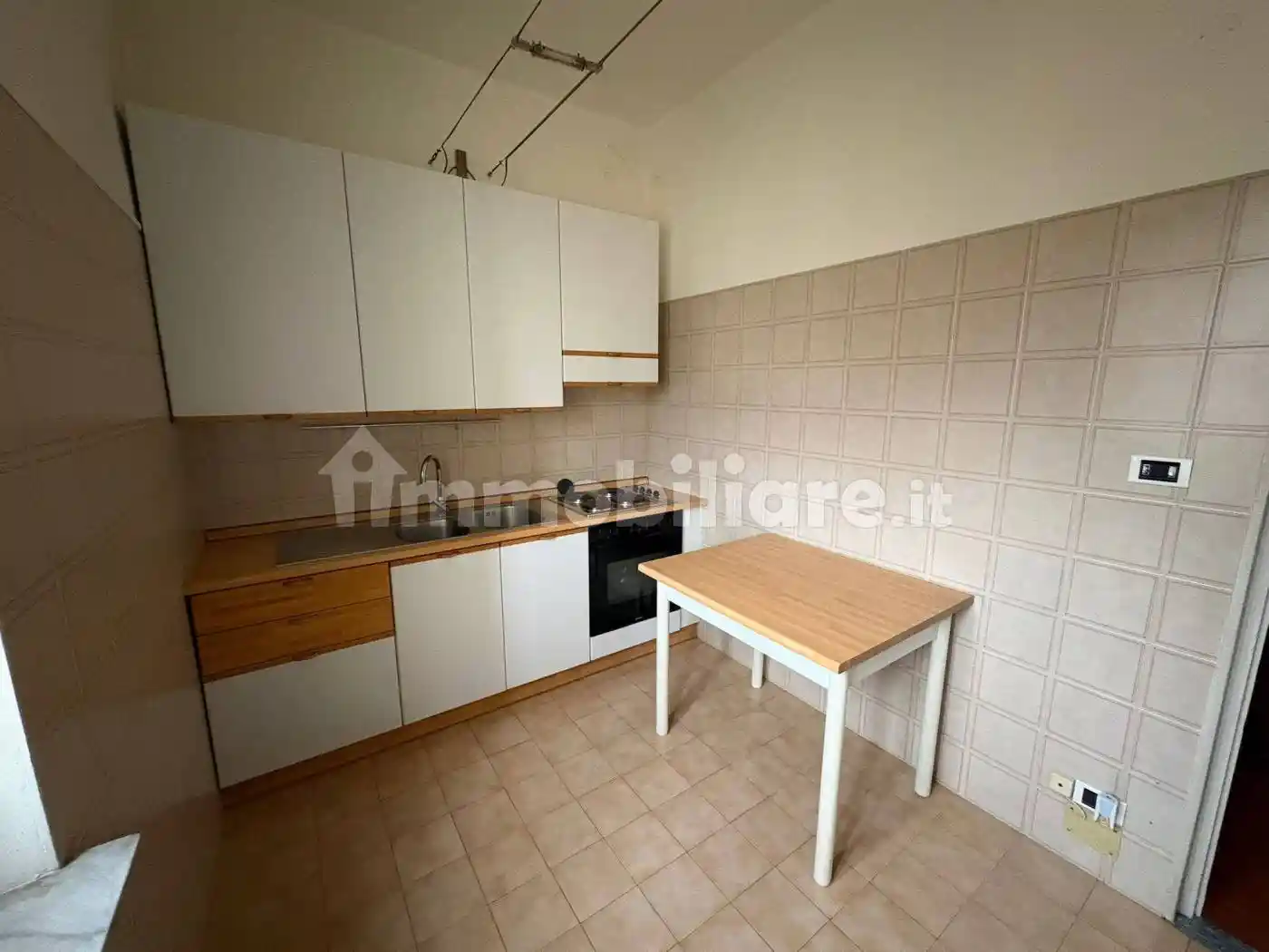 Trilocale via 20 Settembre, Centro Storico, Asti - foto 5