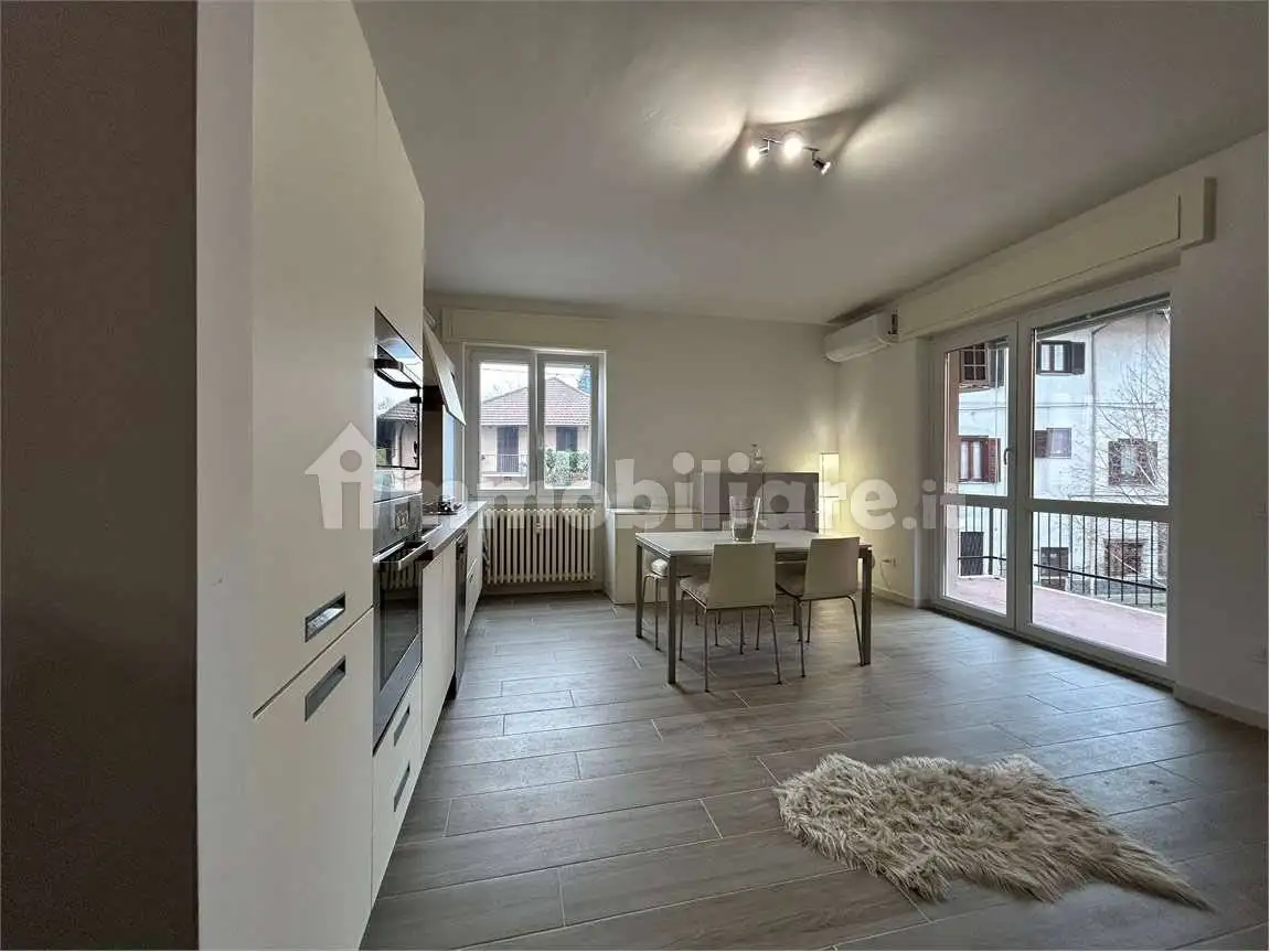 Trilocale via Monte Pasubio, Centro, Arona - foto 4