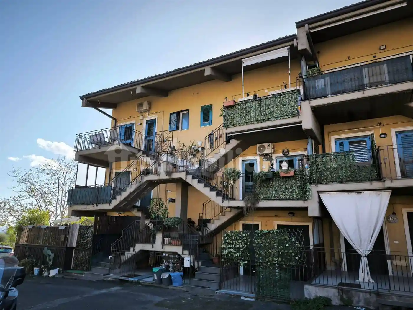 Appartamento in vendita a Aci Catena