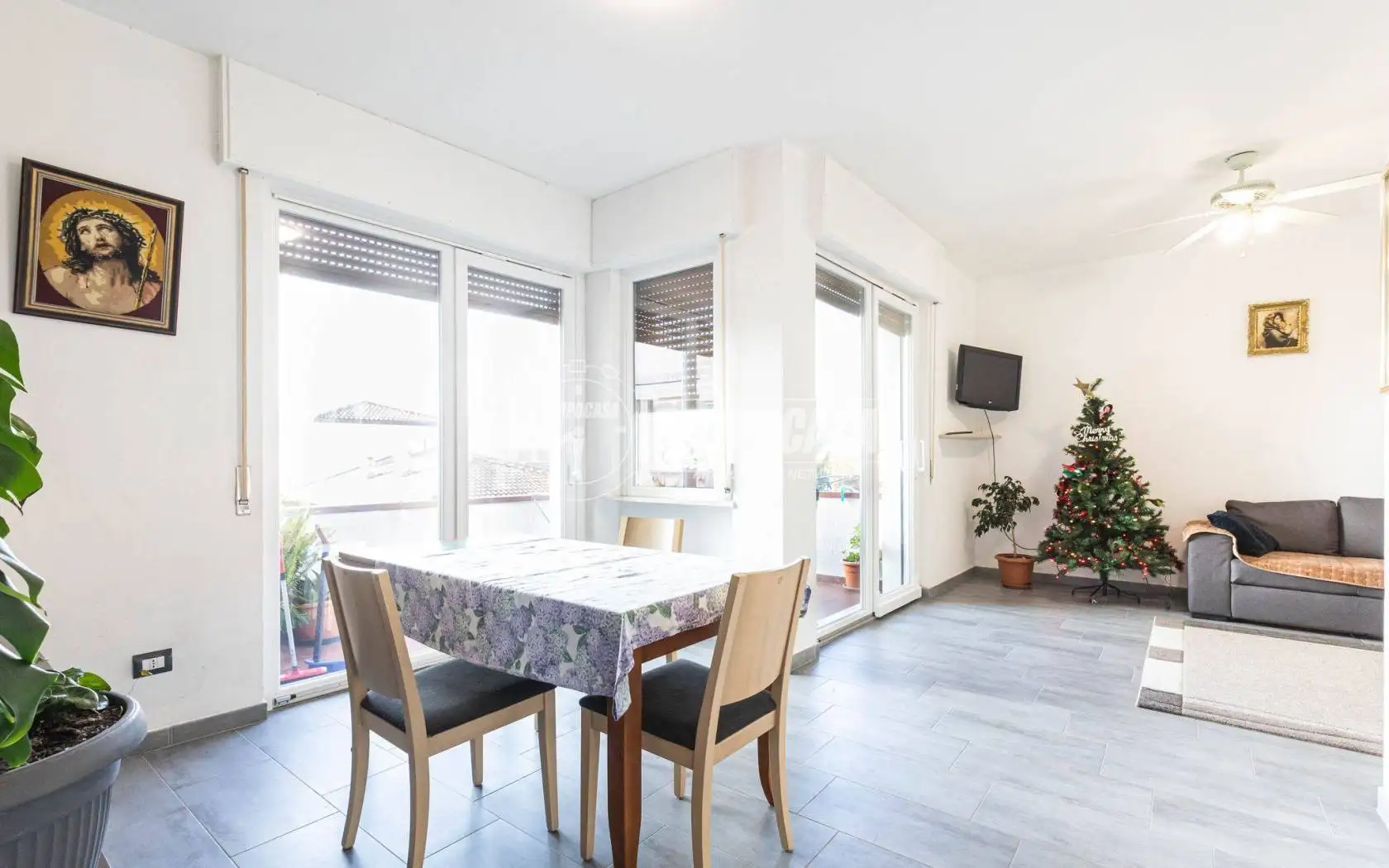 Trilocale via Redipuglia 26, Centro, Alzate Brianza - foto 4