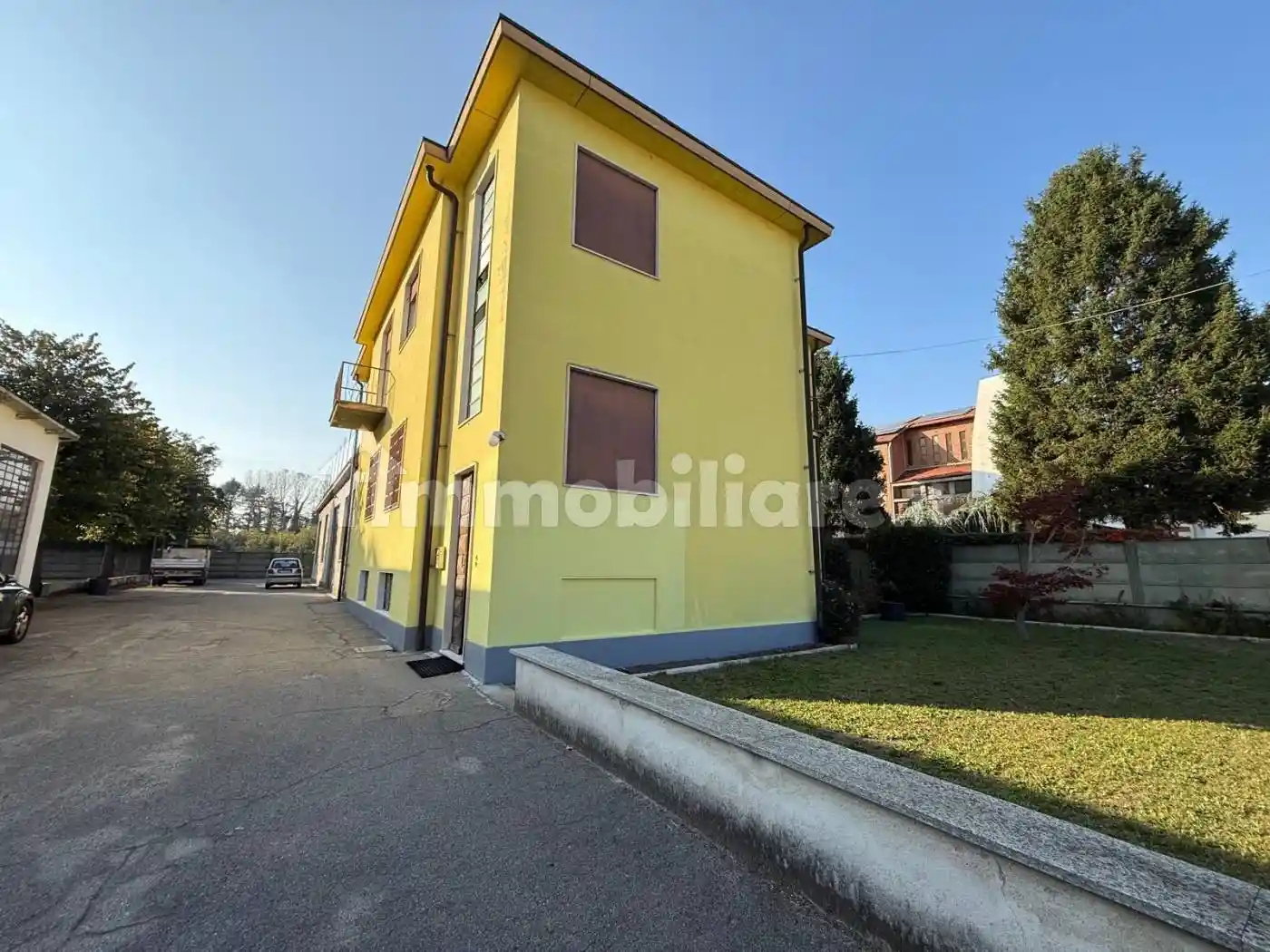 Villa bifamiliare viale Giacomo Leopardi 10, Ospedale, Vigevano - foto 2