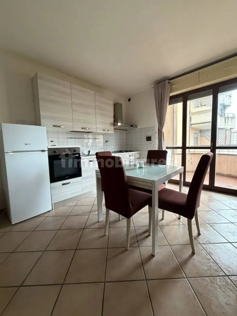 Bilocale buono stato, terzo piano, Sacrocuore, Prato - foto 2