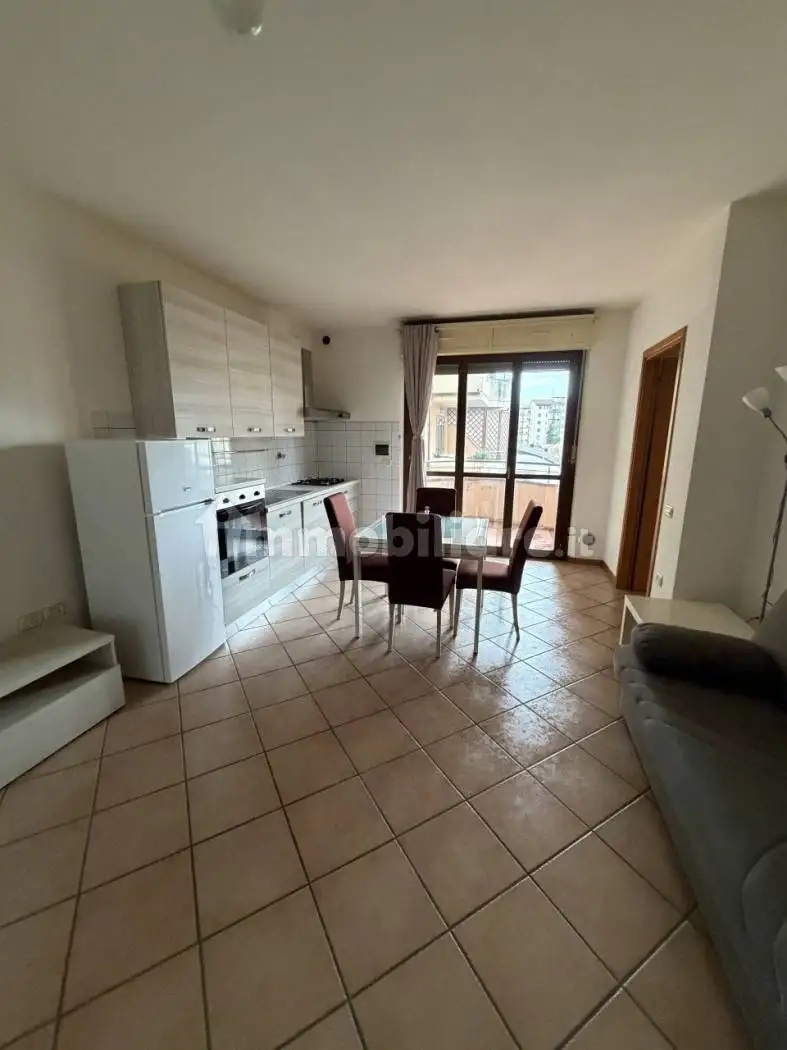 Bilocale buono stato, terzo piano, Sacrocuore, Prato - foto 4