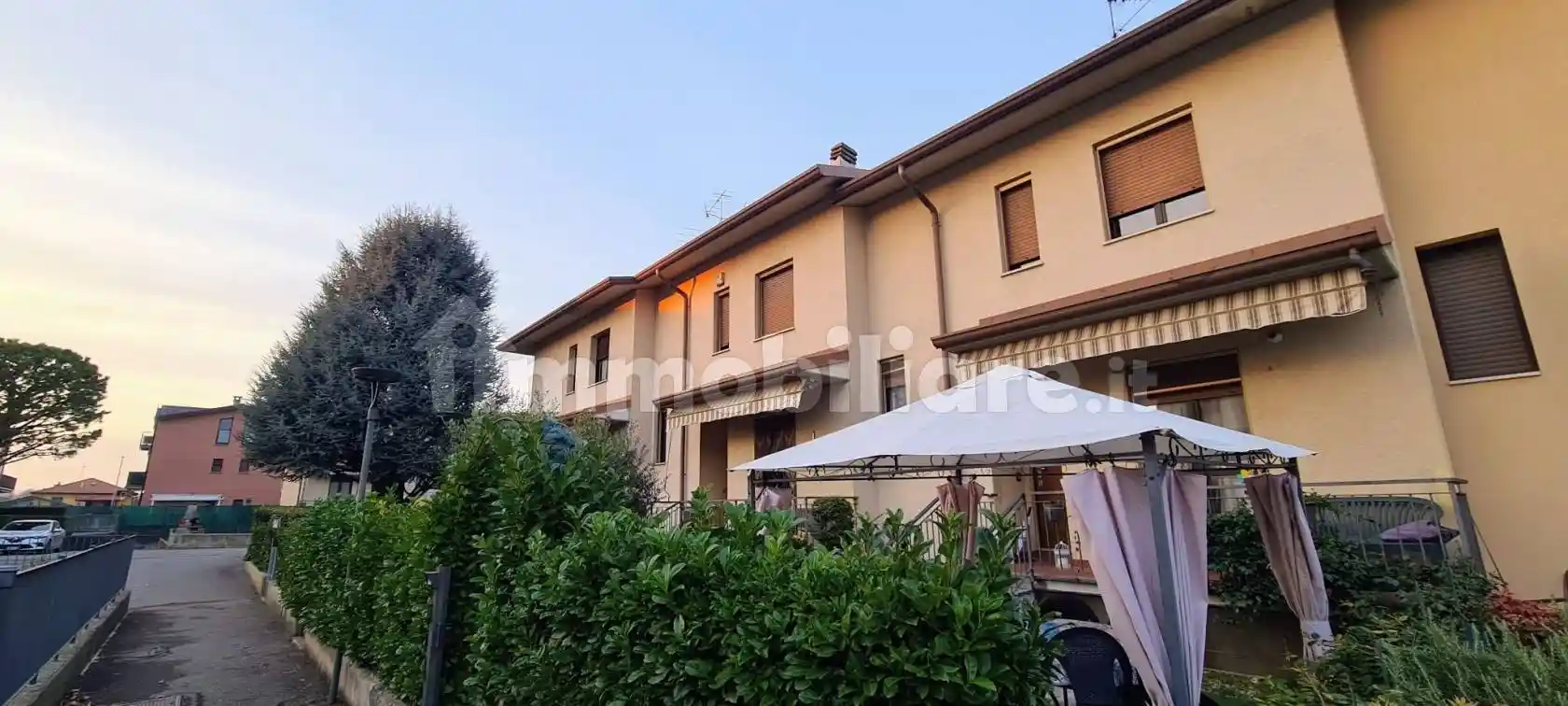 Villetta a schiera - foto 2