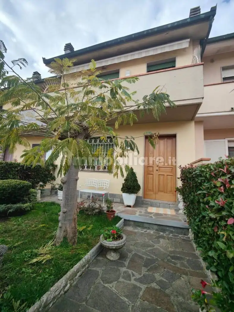 Casa indipendente in vendita a Cerreto Guidi