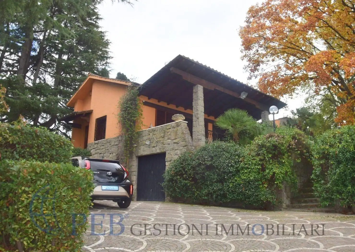 Villa in vendita a Marino