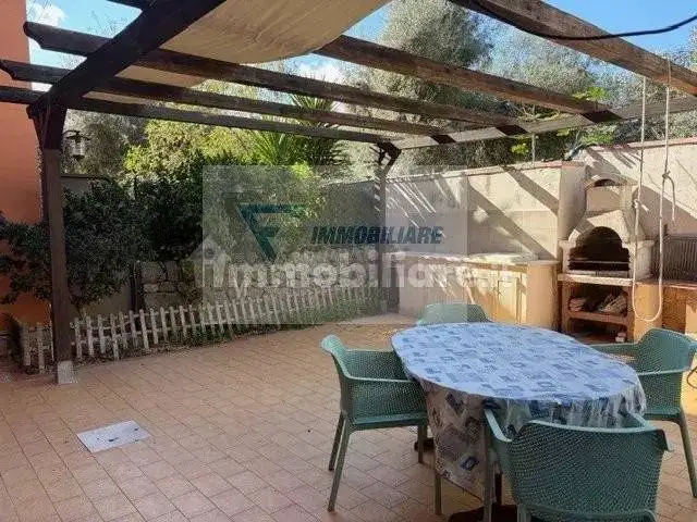 Villetta a schiera in affitto a Siracusa