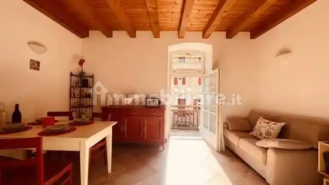 Palazzo - Edificio in Affitto - foto 4