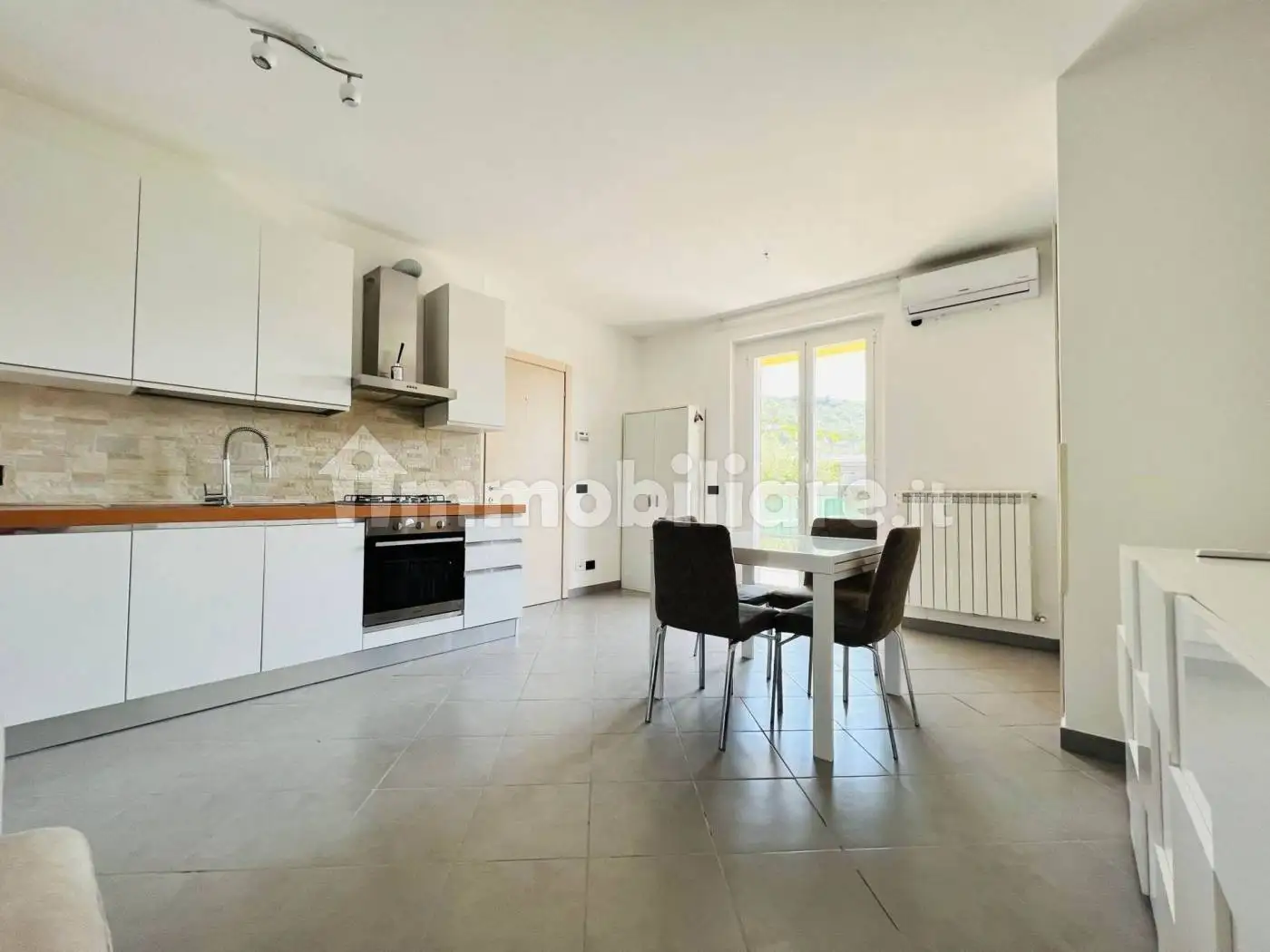 Appartamento in vendita a Cervo