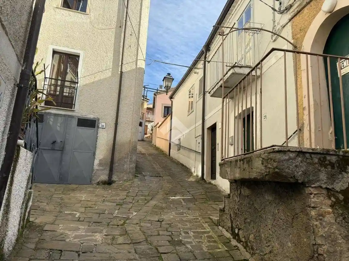 Appartamento via Borgo San Donato 29, Centro, Tito - foto 4