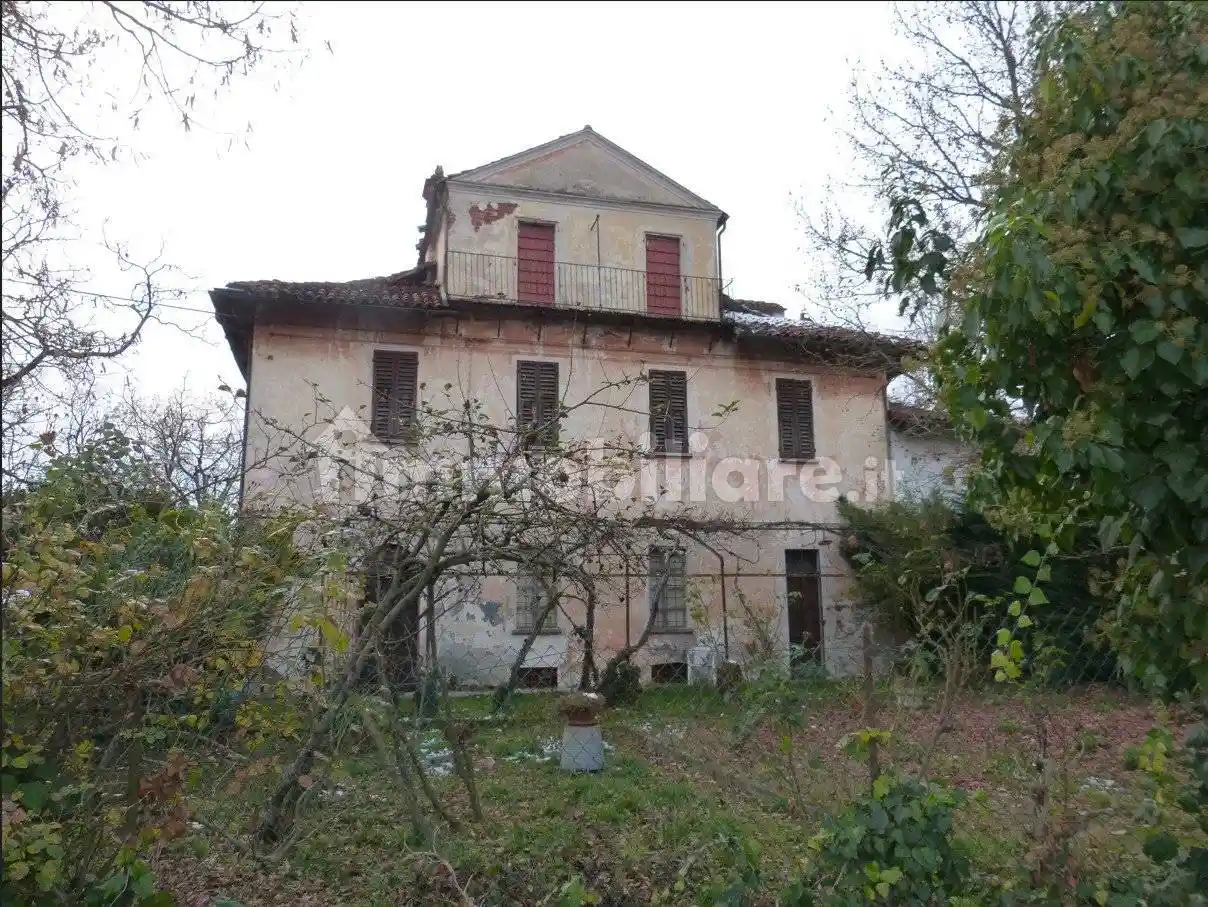 Rustico - Casale in vendita a Fossano