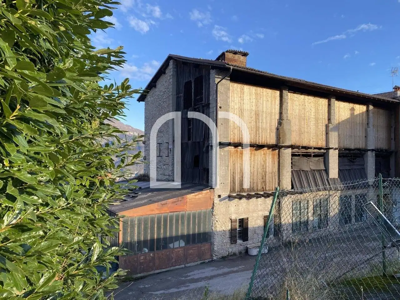 Casa indipendente in vendita a Brentonico