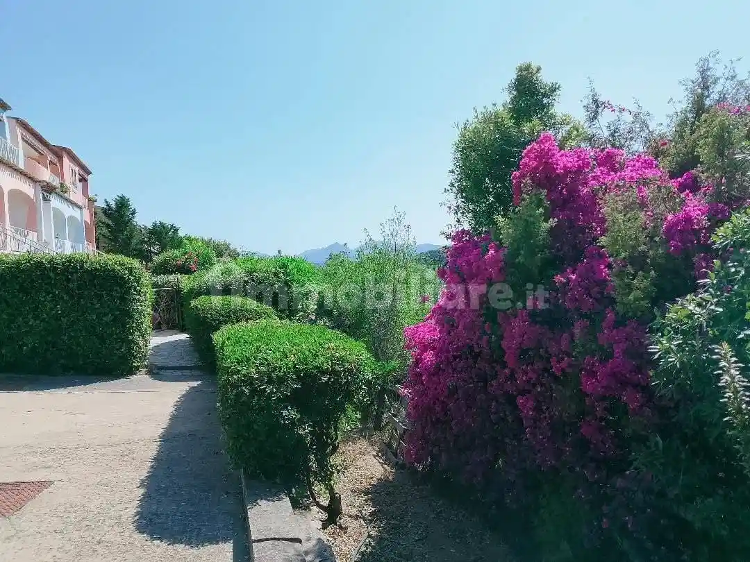 Trilocale via Pompei 36, San Pantaleo, Olbia - foto 4