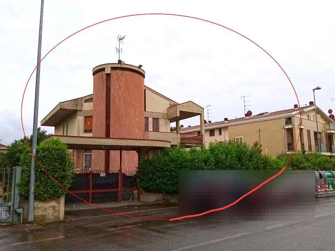 Villa in asta a Arezzo