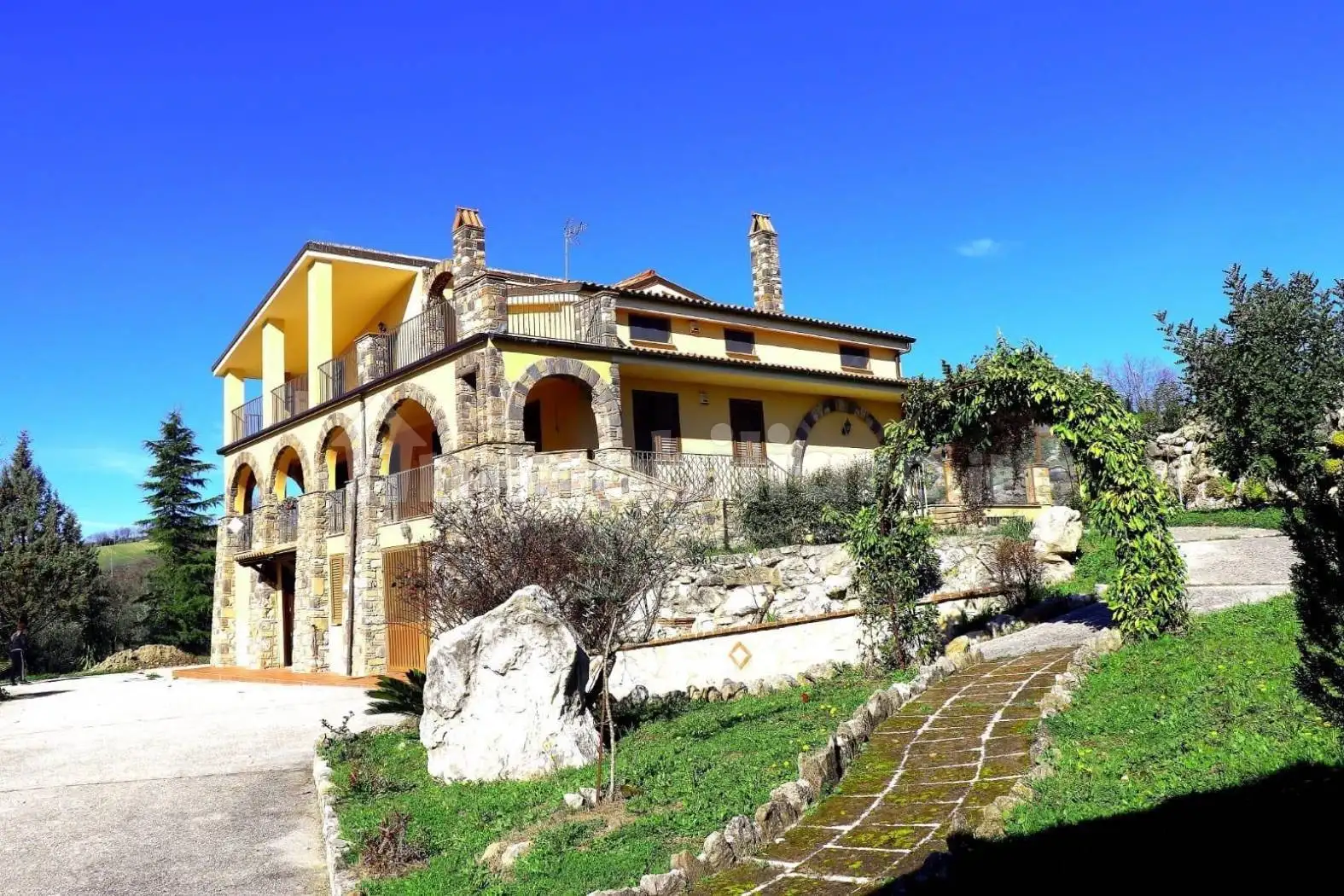 Villa in vendita a Castel Campagnano