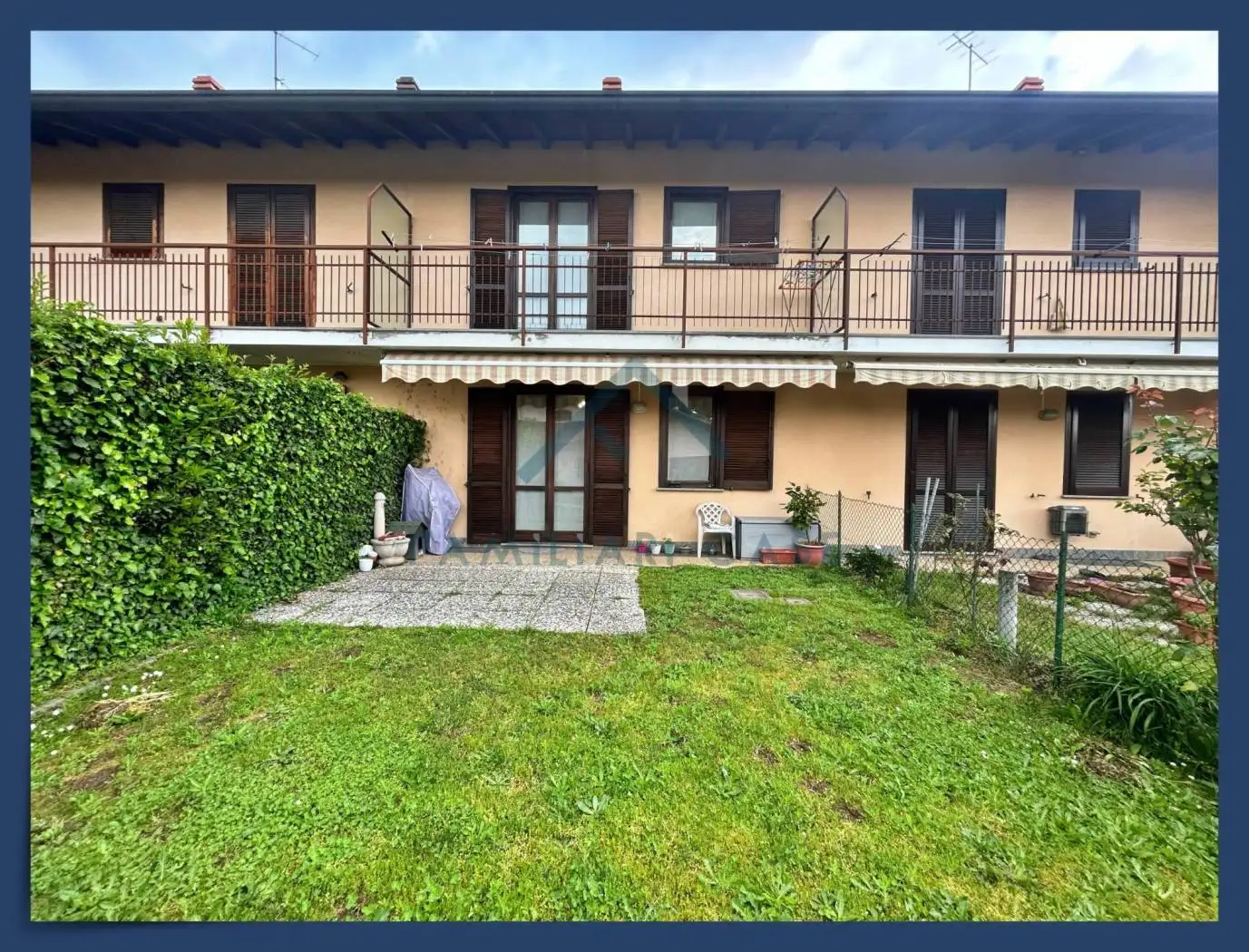 Villetta a schiera in vendita a Azzate