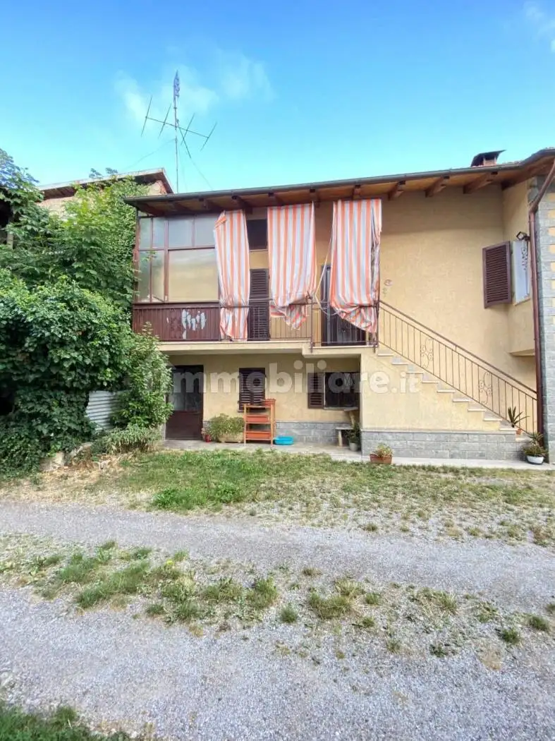 Terratetto unifamiliare via Fratelli Carle 34, Centro, Chiusa di Pesio - foto 2