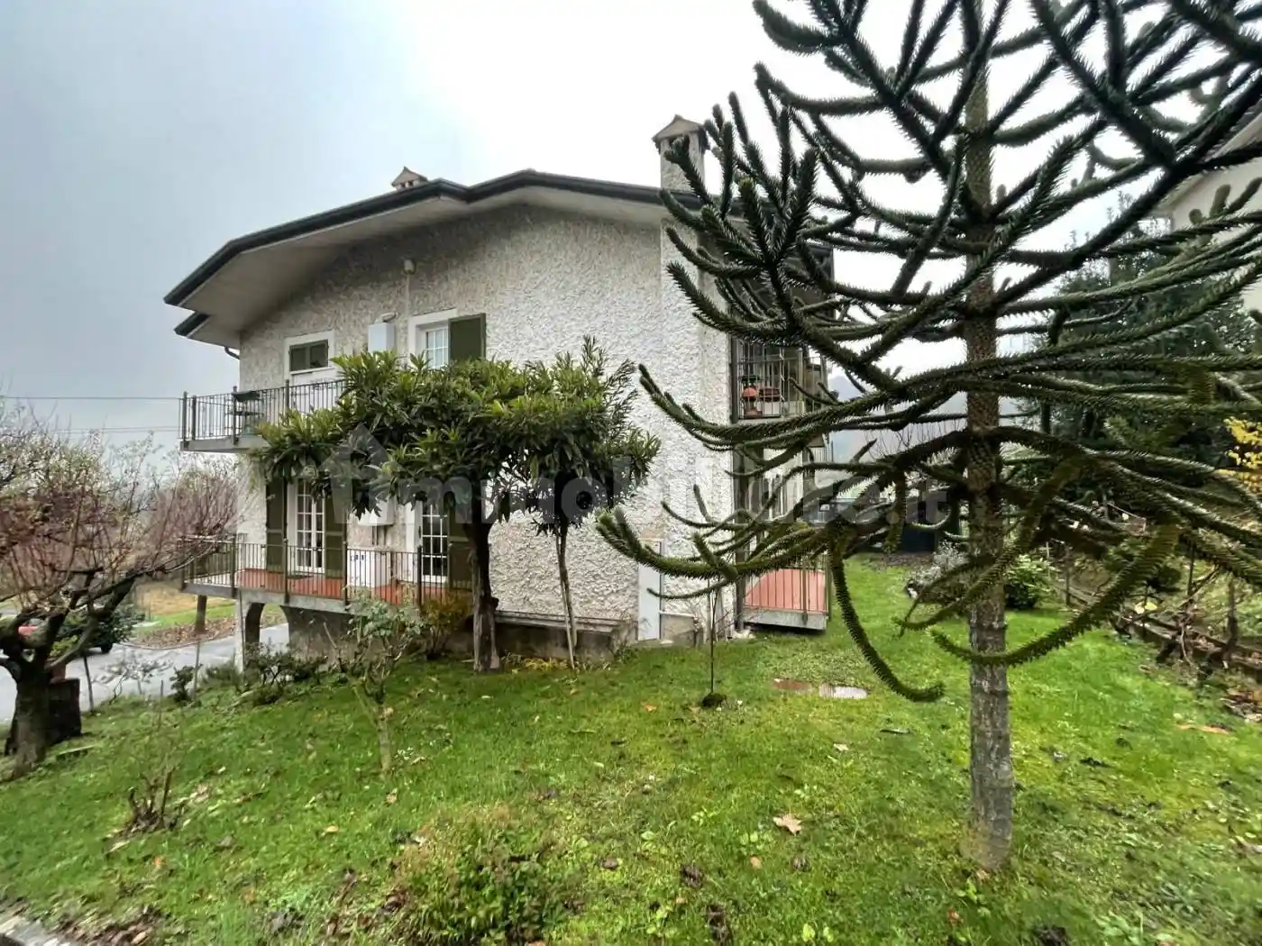 Trilocale via Valmara 6, Cologna Caraverio, Castello di Brianza - foto 3