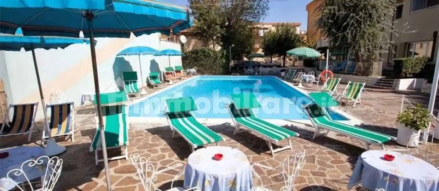 Palazzo - Edificio in Vendita - foto 2