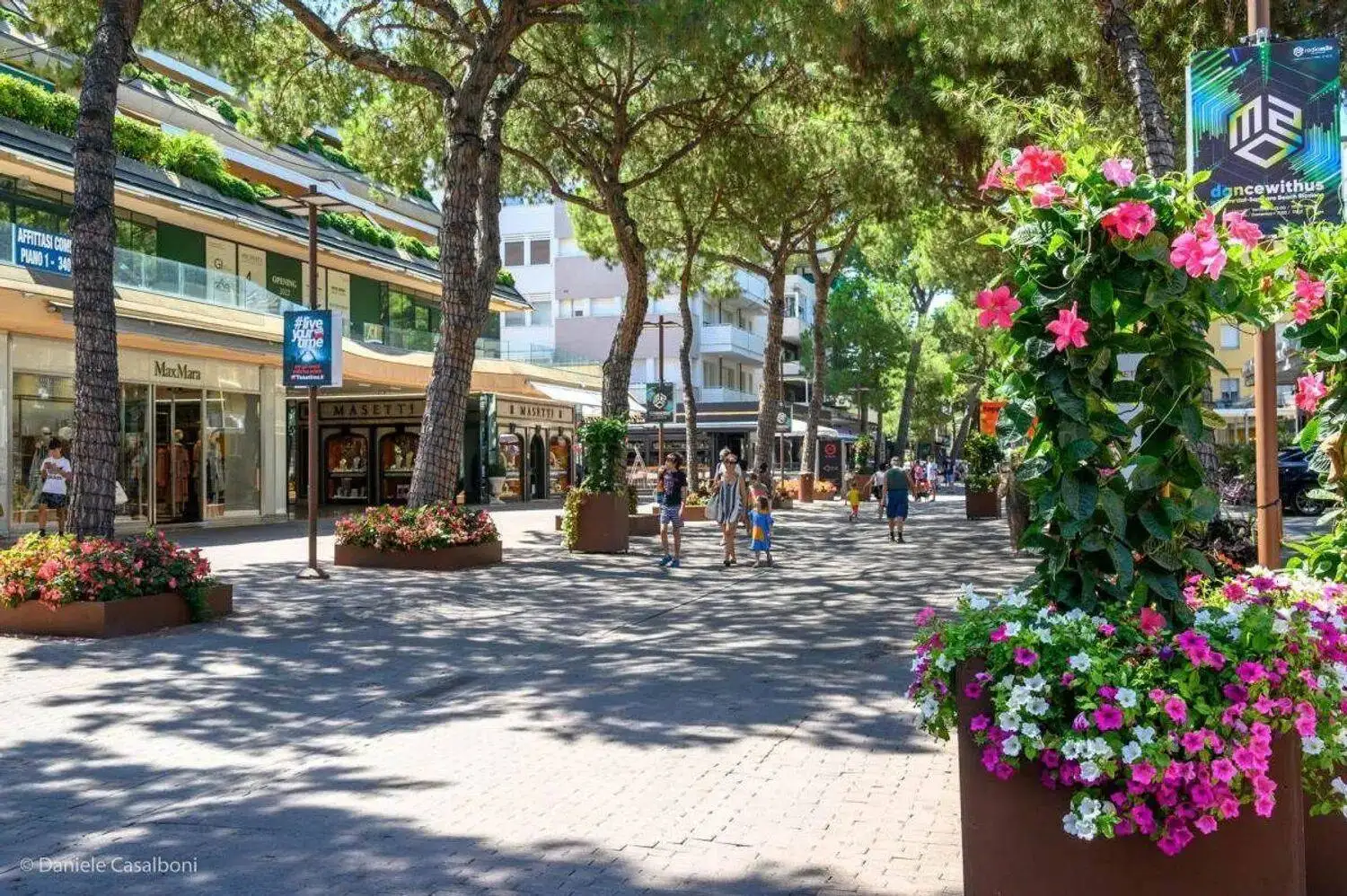 Palazzo - Edificio in Affitto - foto 2