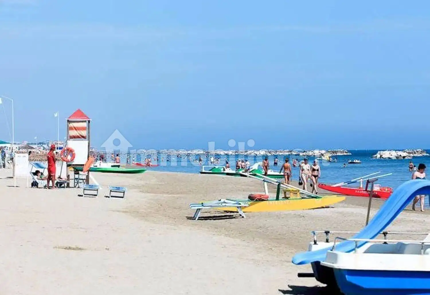 Palazzo - Edificio in affitto a Rimini