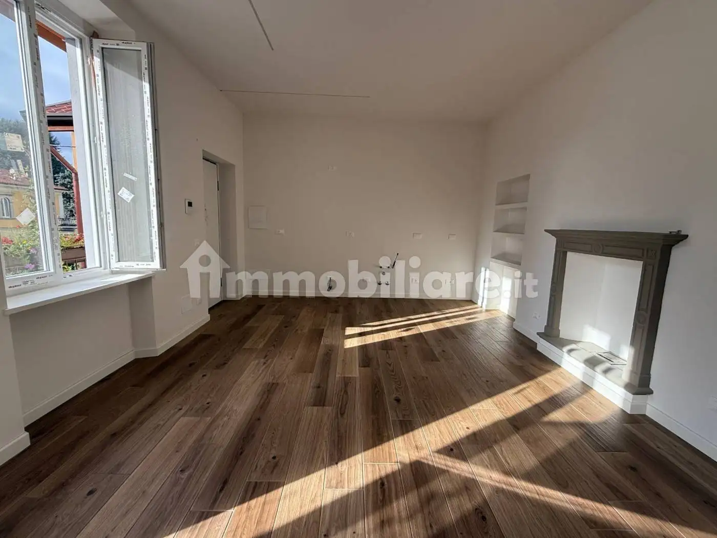 Appartamento in vendita a Carate Brianza