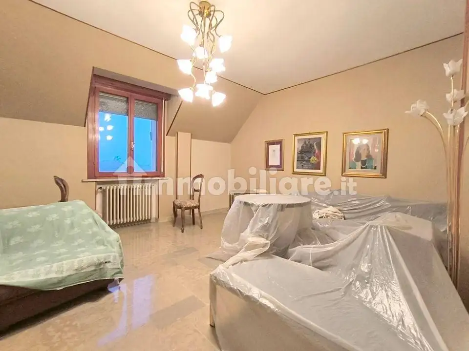 Trilocale buono stato, quarto piano, Centro, Bagnacavallo - foto 2