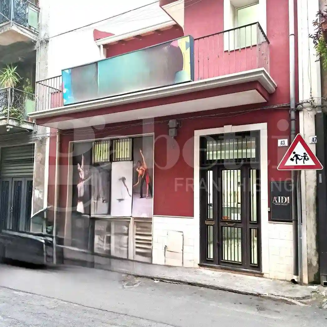 Palazzo - Edificio - foto 2