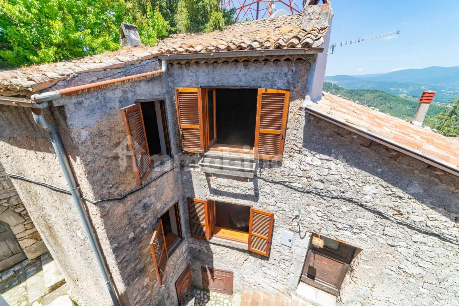 Casa indipendente in vendita a Fumone