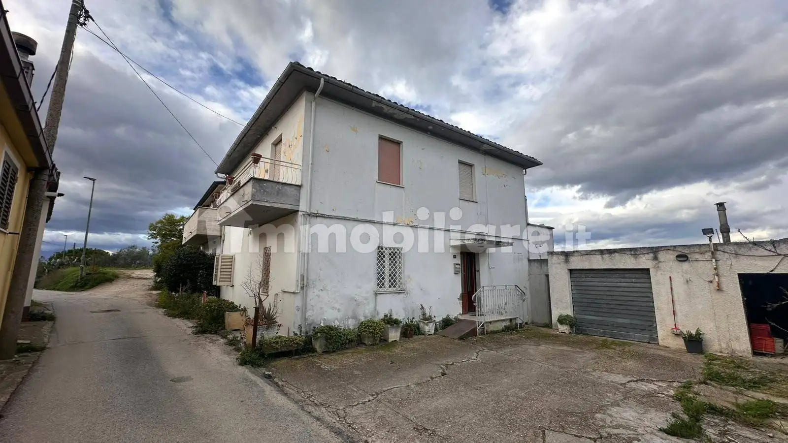 Rustico - Casale in vendita a Pescara