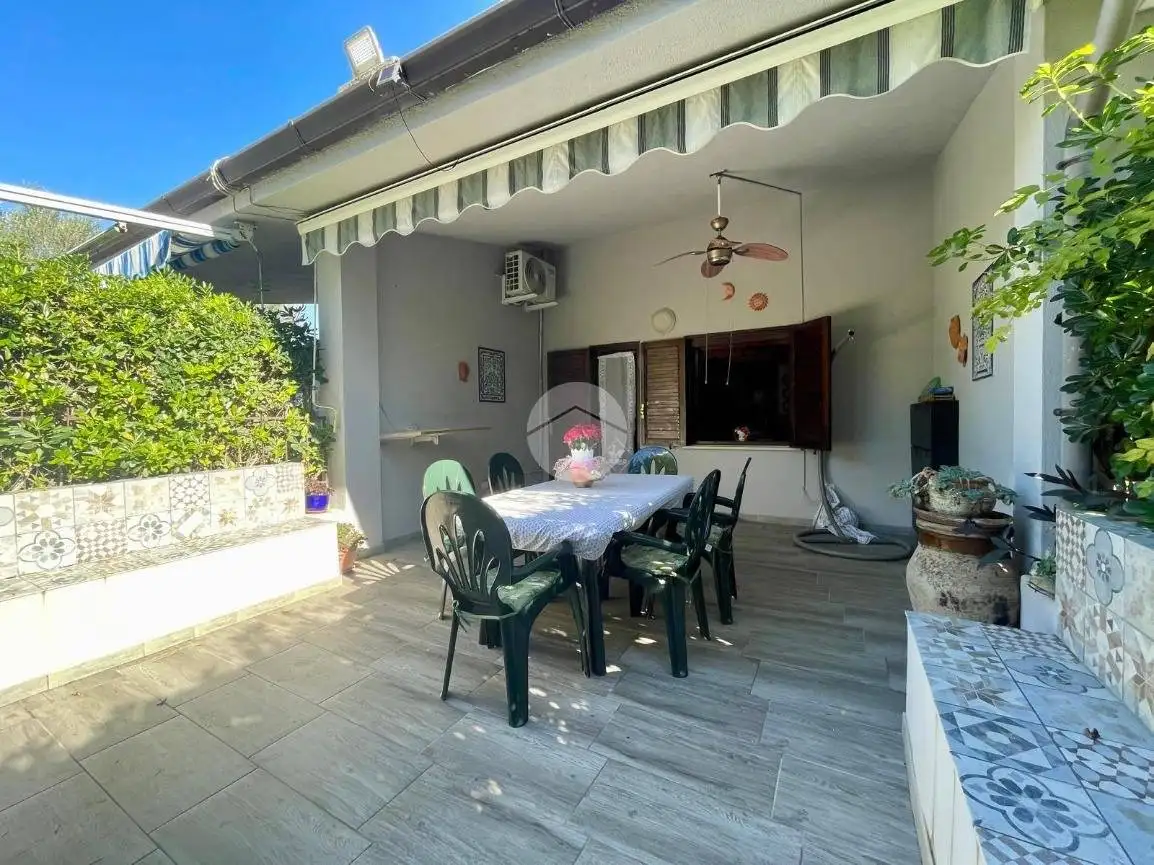 Villa in vendita a Roccagloriosa