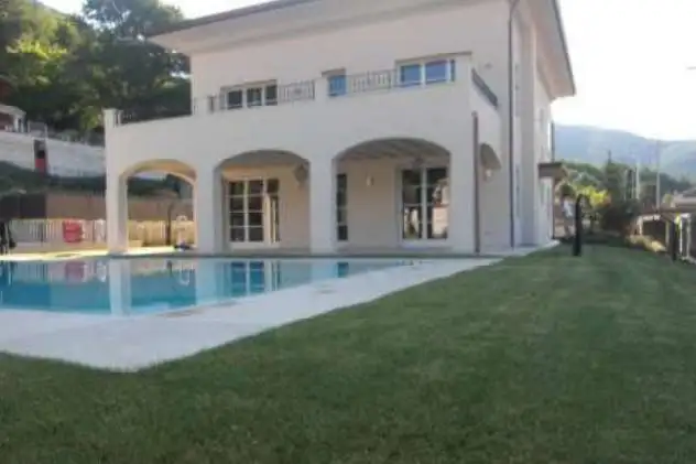 Villa in asta a Chiari