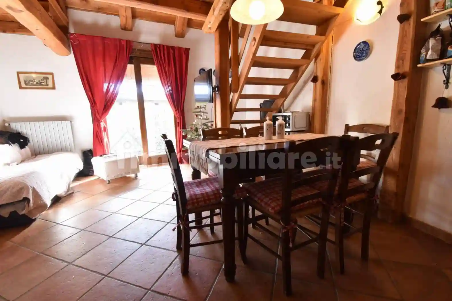 Quadrilocale frazione Bousson 40/12, Bousson, Cesana Torinese - foto 4