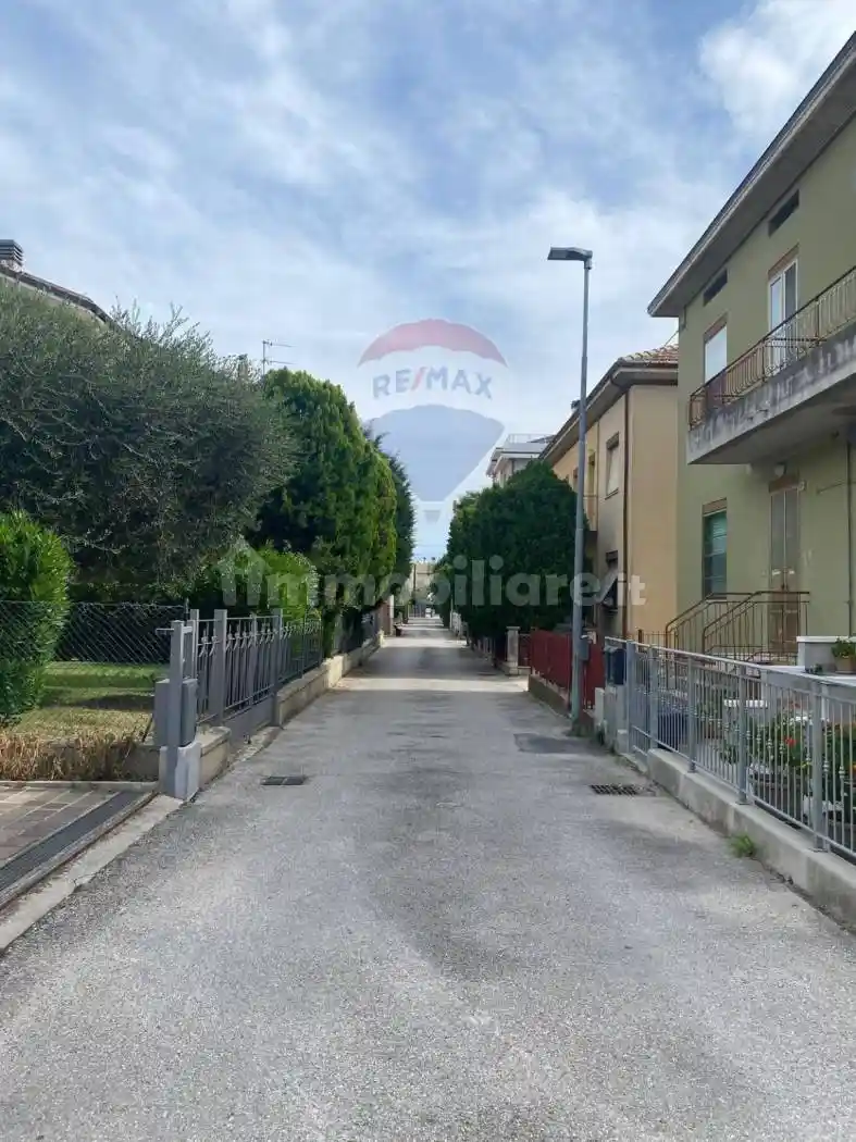Terratetto plurifamiliare 120 m², buono stato, Tombaccia, Pesaro - foto 3