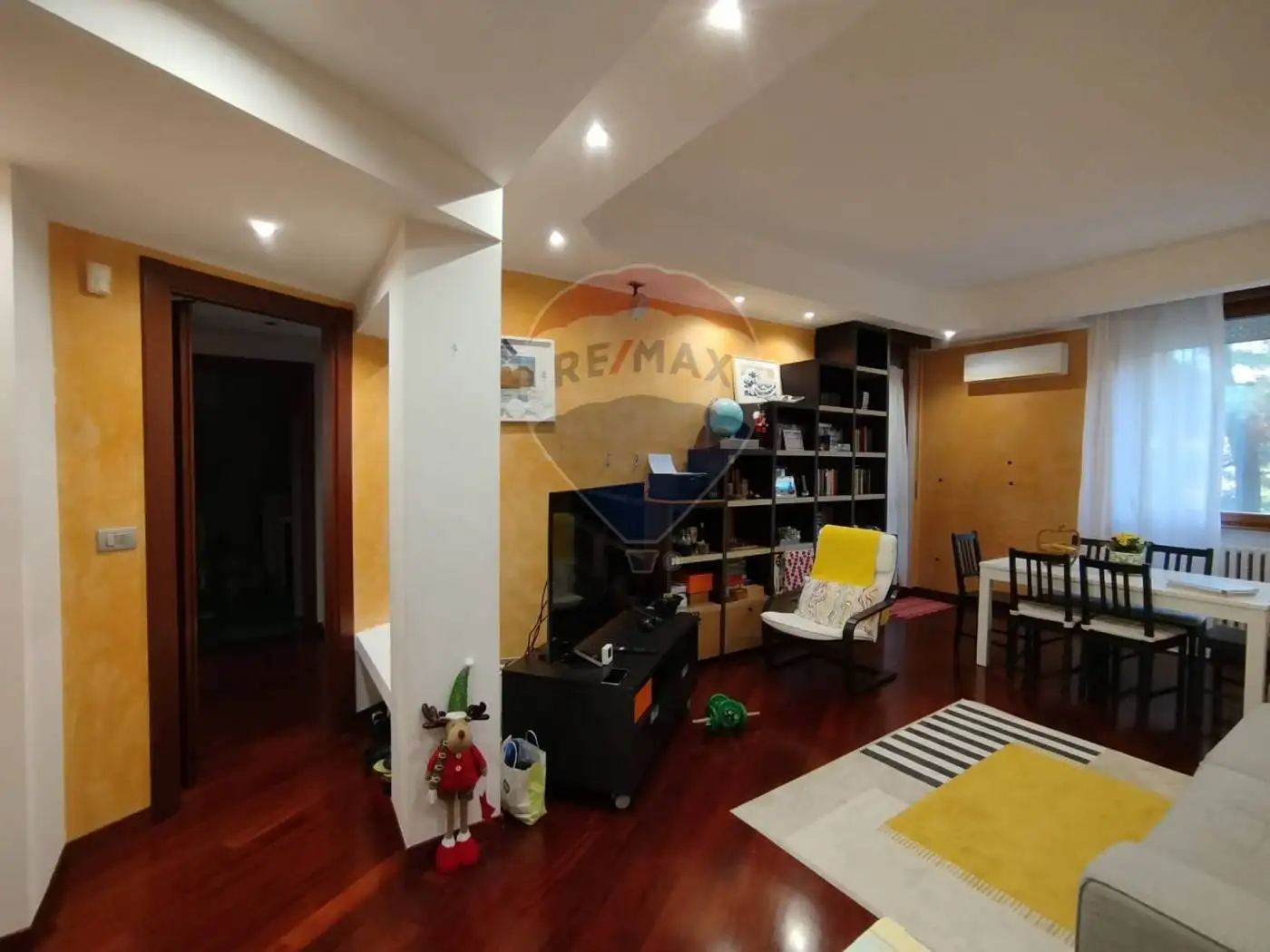 Appartamento in vendita a Rho