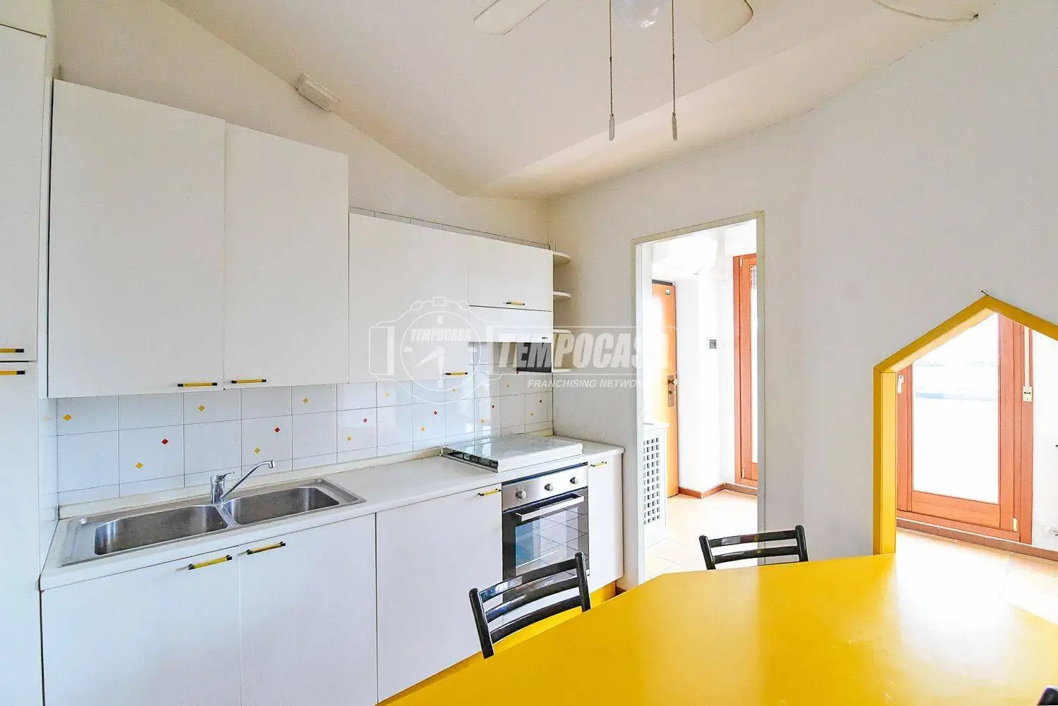 Bilocale via delle Grigne 1, Capiago Intimiano Olmeda, Capiago Intimiano - foto 3