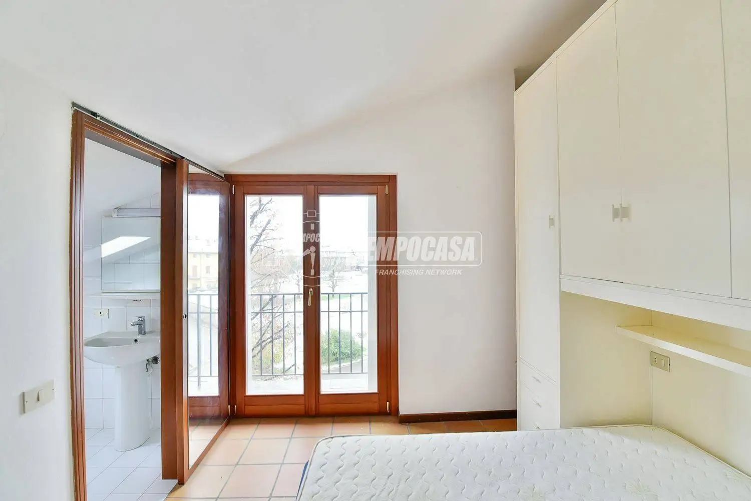 Bilocale via delle Grigne 1, Capiago Intimiano Olmeda, Capiago Intimiano - foto 4